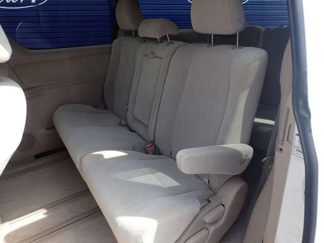 Toyota ALPHARD 2009-04 992-8