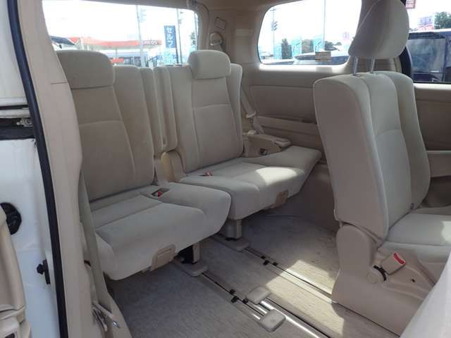 Toyota ALPHARD 2009-04 992-11