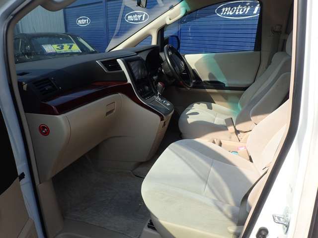 Toyota ALPHARD 2009-04 992-7