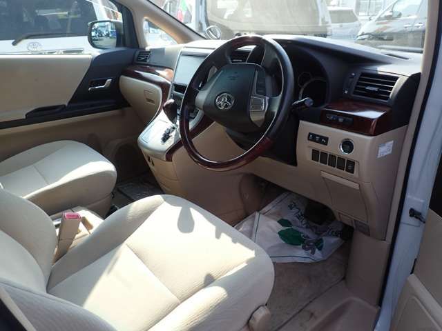 Toyota ALPHARD 2009-04 992-6