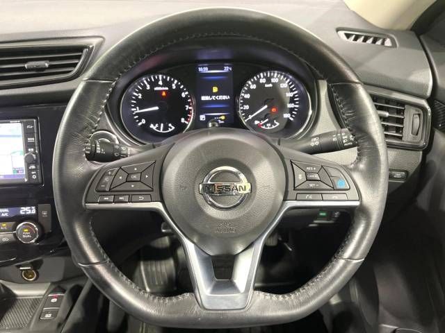 Nissan X-TRAIL 2018-08 20964-11