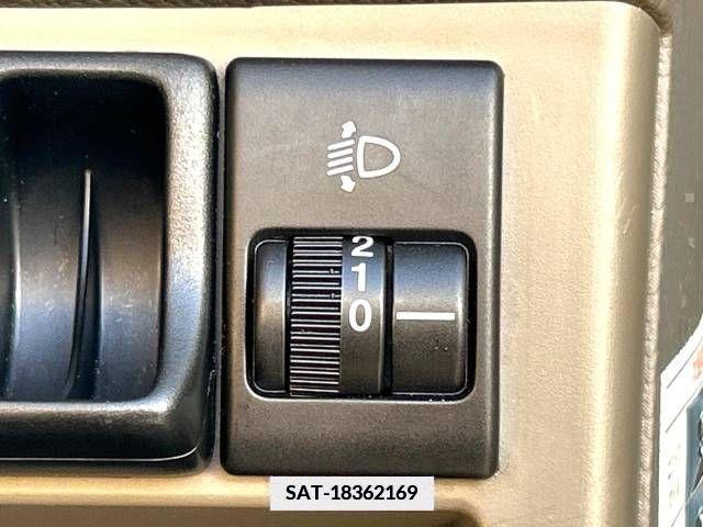 Nissan MOCO 2010-02 277819-8