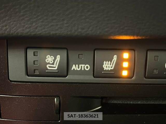 Lexus ES 2019-05 300392-5
