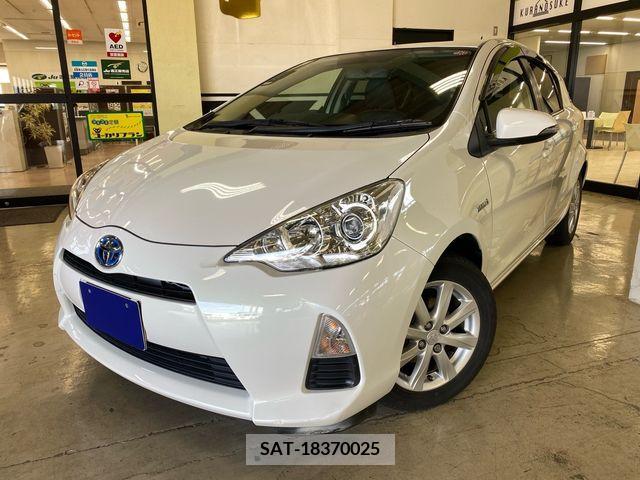 Toyota AQUA 2014-08 218421-0