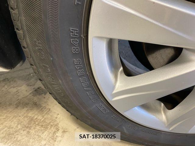 Toyota AQUA 2014-08 218421-8