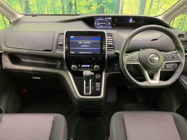 Nissan SERENA 2018-03 193322-1