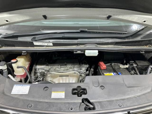 Toyota ALPHARD 2017-06 181302-19