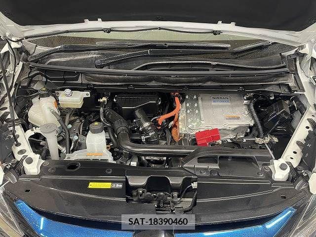 Nissan SERENA 2018-03 214507-13