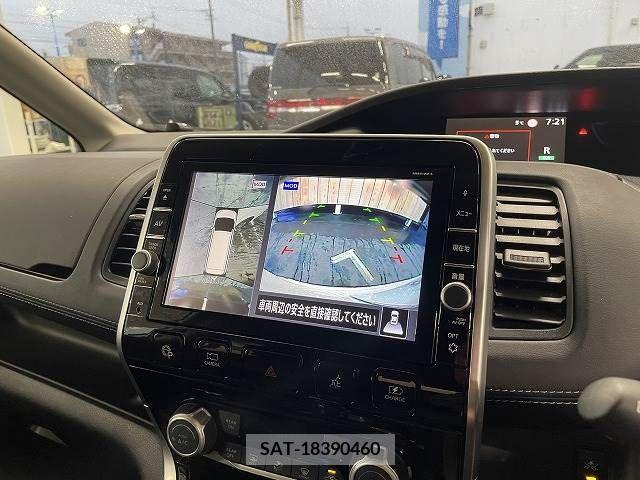 Nissan SERENA 2018-03 214507-3