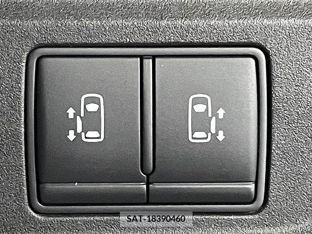 Nissan SERENA 2018-03 214507-6