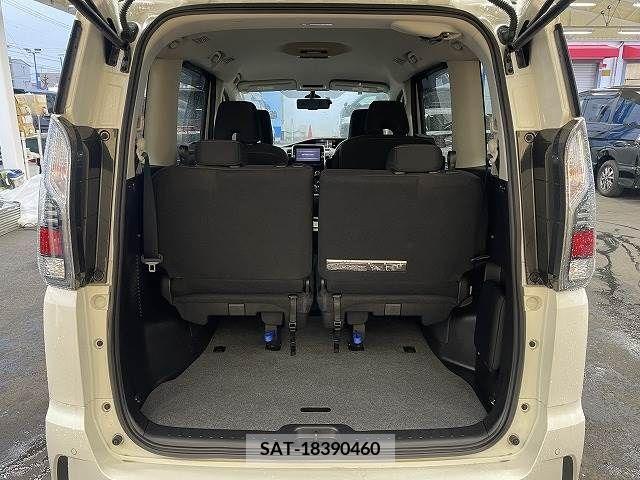 Nissan SERENA 2018-03 214507-19