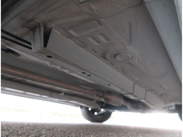 Nissan MOCO 2011-05 13496-29