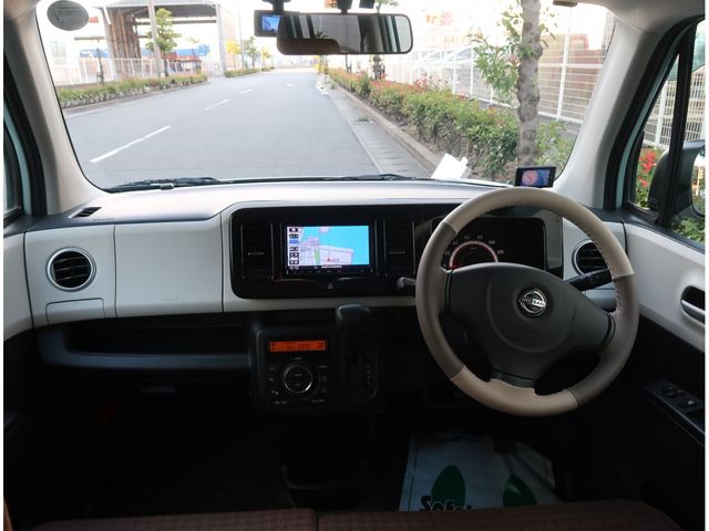 Nissan MOCO 2011-05 13496-1
