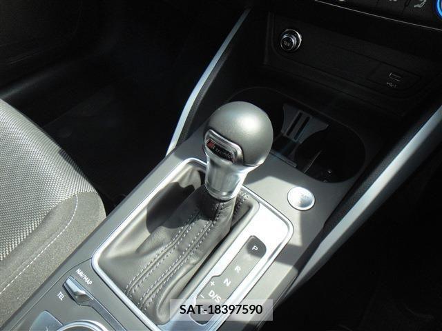 Audi Q2 2021-04 261183-13