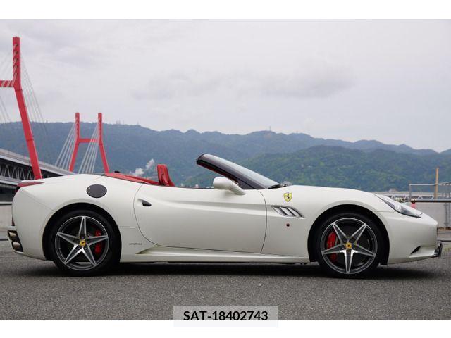 Ferrari California 30 2013-08 225444-3