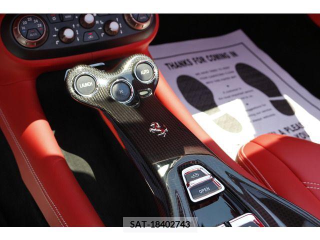 Ferrari California 30 2013-08 225444-18