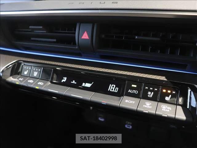 Toyota PRIUS PHV 2023-08 240101-4