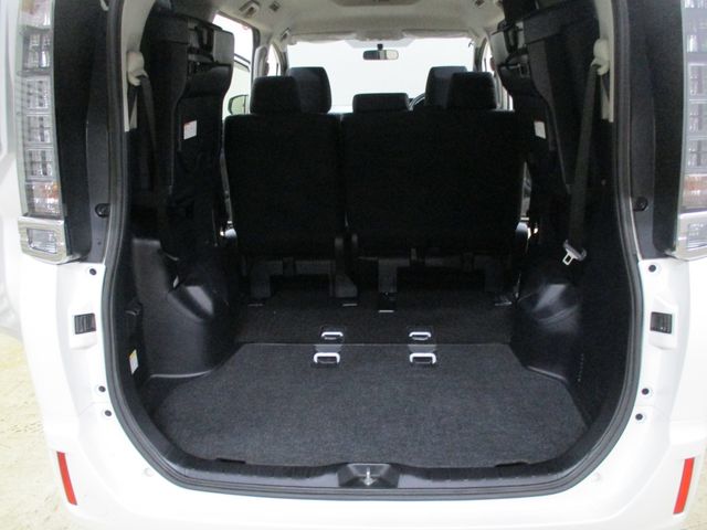 Toyota VOXY 2014-01 1354-20