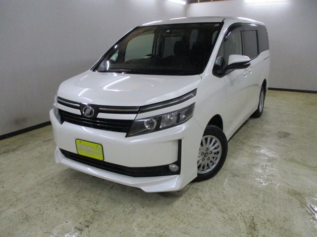 Toyota VOXY 2014-01 1354-0