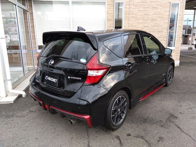 Nissan NOTE 2018-08 10920-1