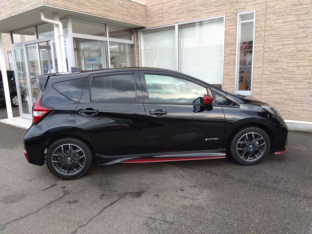 Nissan NOTE 2018-08 10920-2