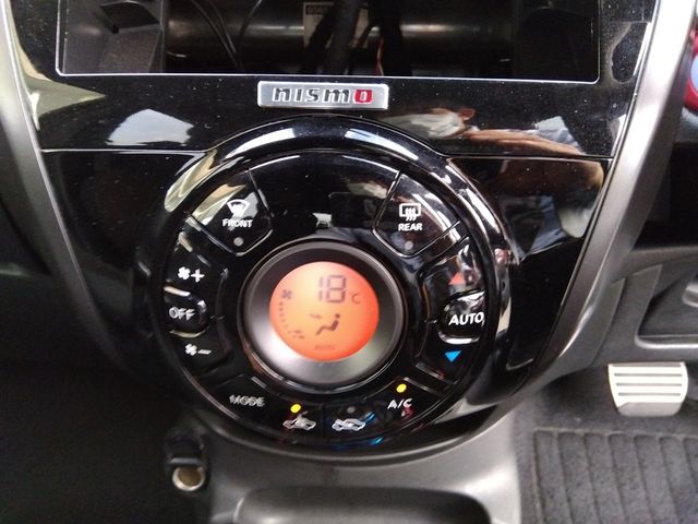 Nissan NOTE 2018-08 10920-12