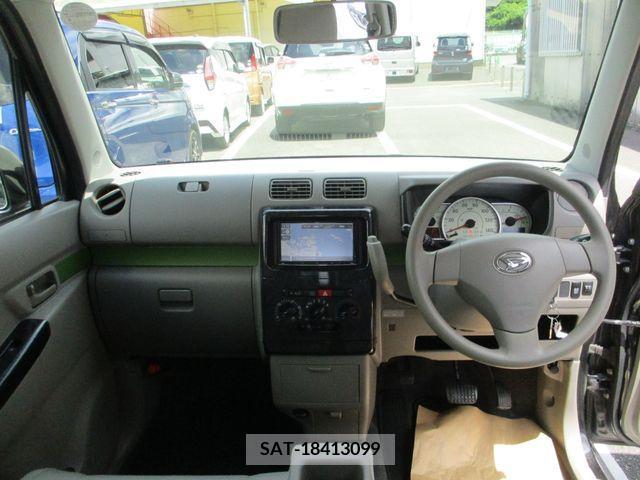 Daihatsu MOVE CONTE 2013-12 350183-3