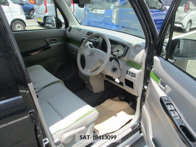 Daihatsu MOVE CONTE 2013-12 350183-1