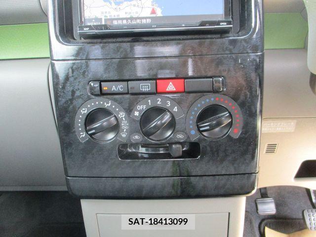 Daihatsu MOVE CONTE 2013-12 350183-9