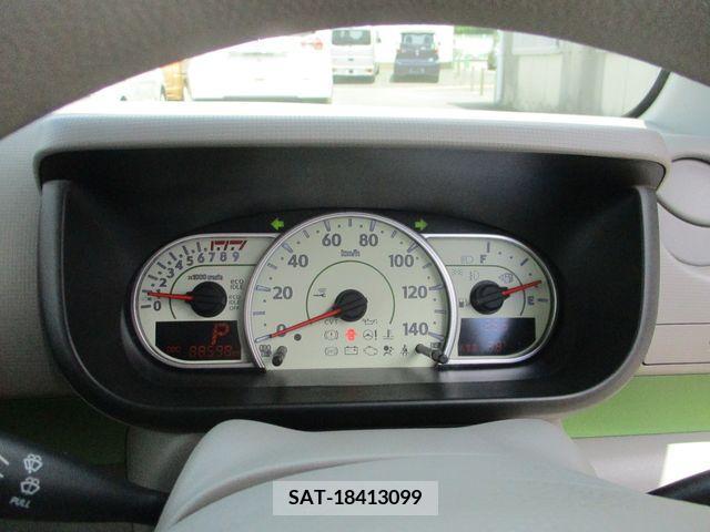 Daihatsu MOVE CONTE 2013-12 350183-6