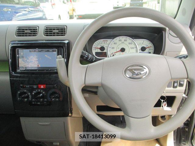 Daihatsu MOVE CONTE 2013-12 350183-5