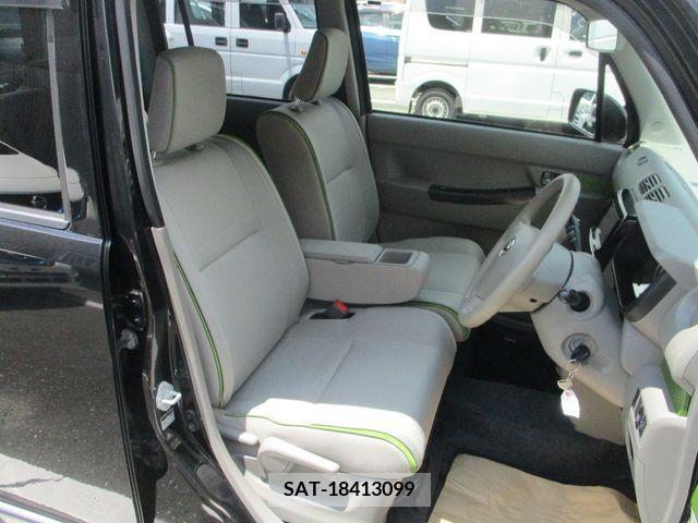 Daihatsu MOVE CONTE 2013-12 350183-19