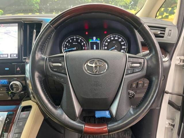 Toyota VELLFIRE 2017-06 181068-11