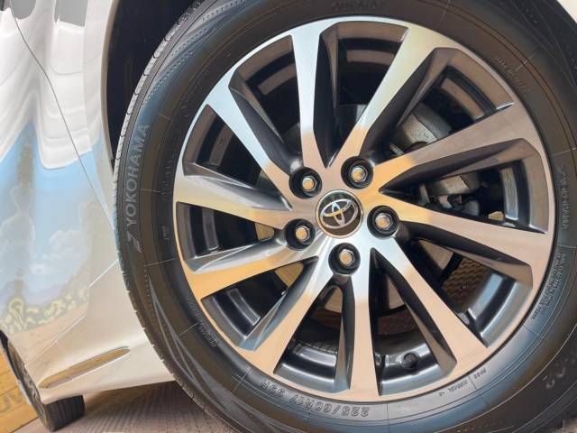 Toyota VELLFIRE 2017-06 181068-13
