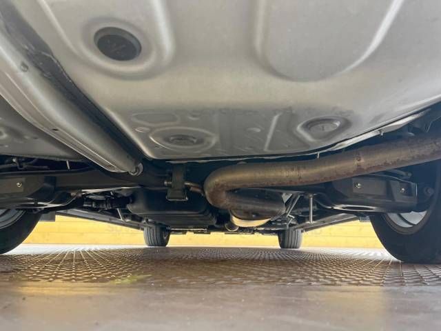 Toyota VELLFIRE 2017-06 181068-19