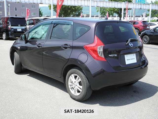 Nissan NOTE 2013-05 382843-5