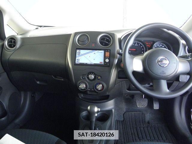 Nissan NOTE 2013-05 382843-2