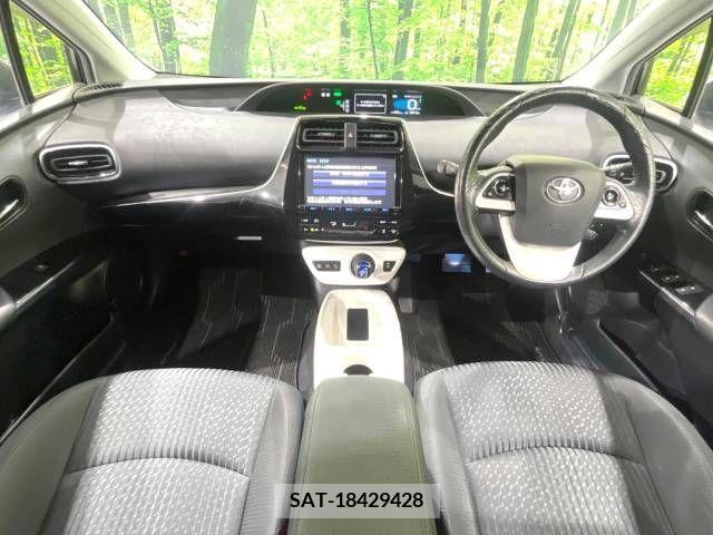 Toyota PRIUS 2016-02 322352-1