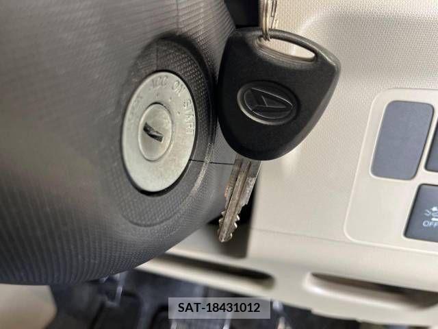 Daihatsu MOVE 2014-09 328077-4