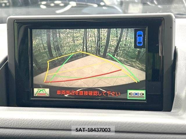 Lexus CT 2011-06 219374-3