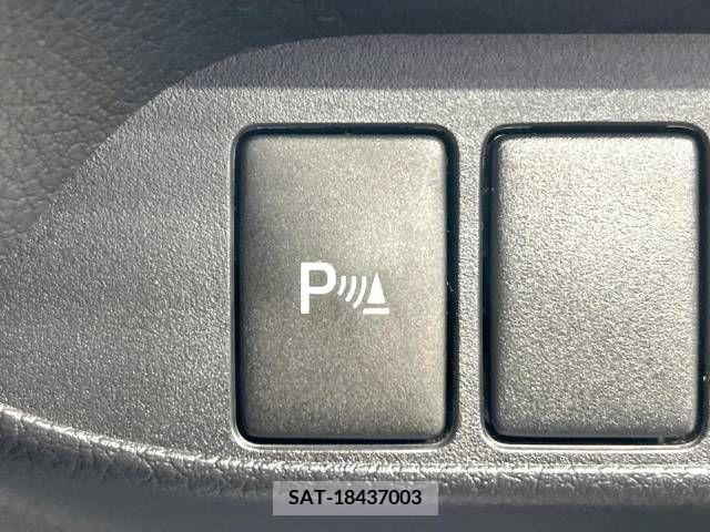 Lexus CT 2011-06 219374-7