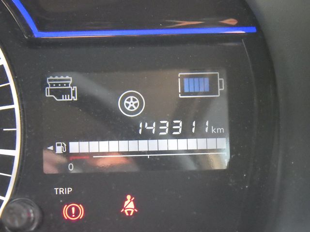 Nissan NOTE 2017-11 185711-14