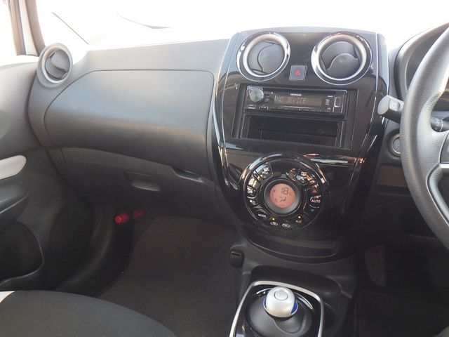 Nissan NOTE 2017-11 185711-15