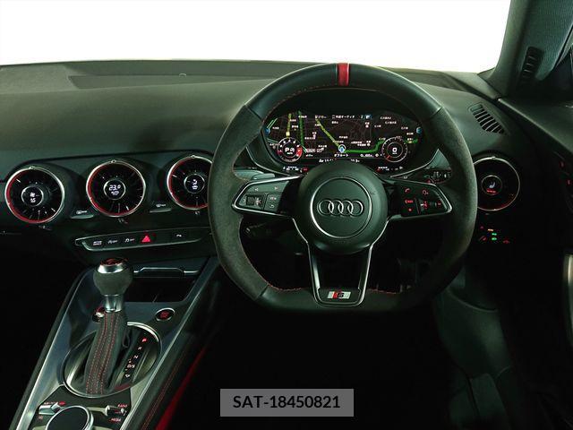 Audi TT 2023-08 261389-11