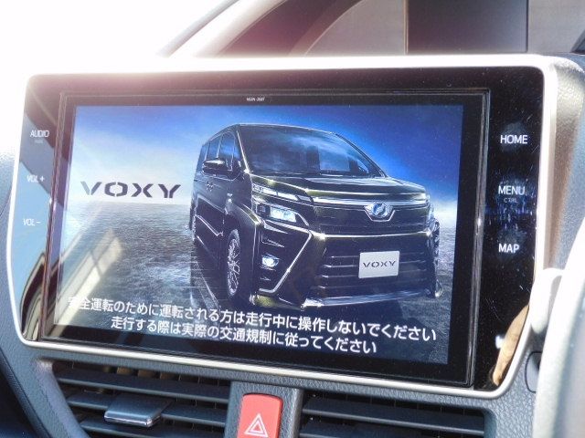 Toyota VOXY HYBRID 2019-06 28423-11