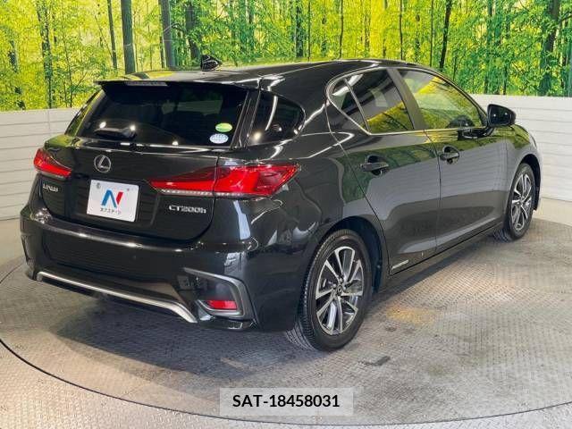 Lexus CT 2018-11 322679-17