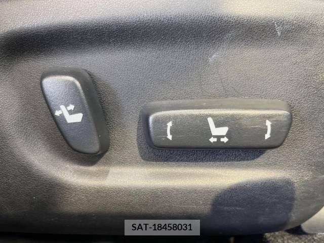 Lexus CT 2018-11 322679-5