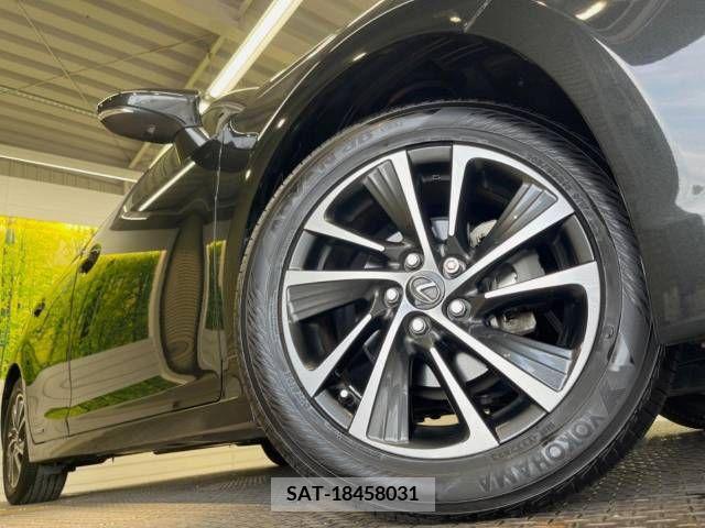 Lexus CT 2018-11 322679-13