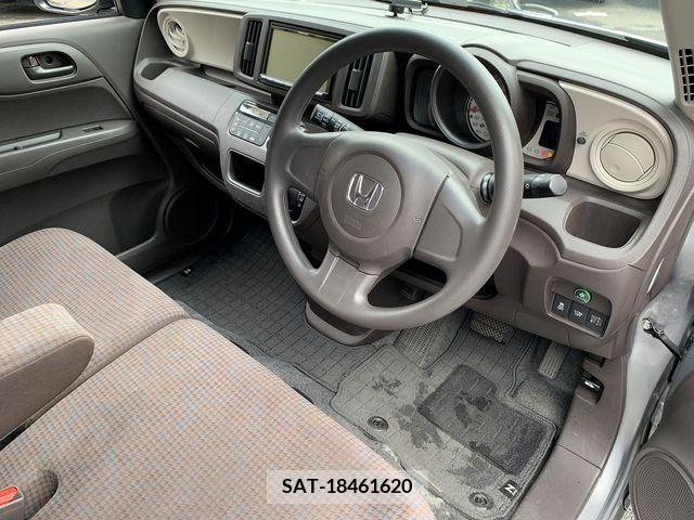 Honda N-ONE 2018-04 279690-15