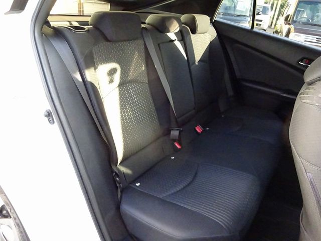 Toyota PRIUS 2015-12 13759-10